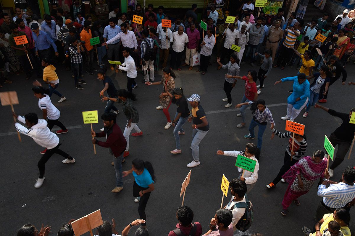 Students of LLA making sure people 'Vote 100%'